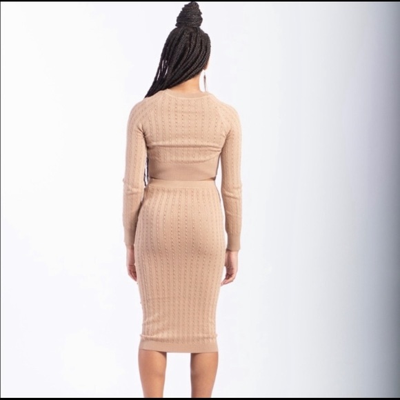 2 piece skirt set - Picture 3 of 3